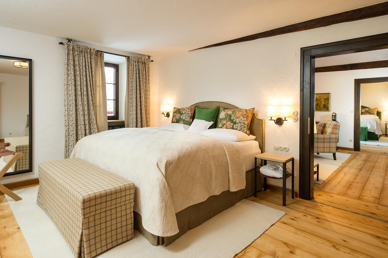 Hotel Schloss Prielau & Restaurants